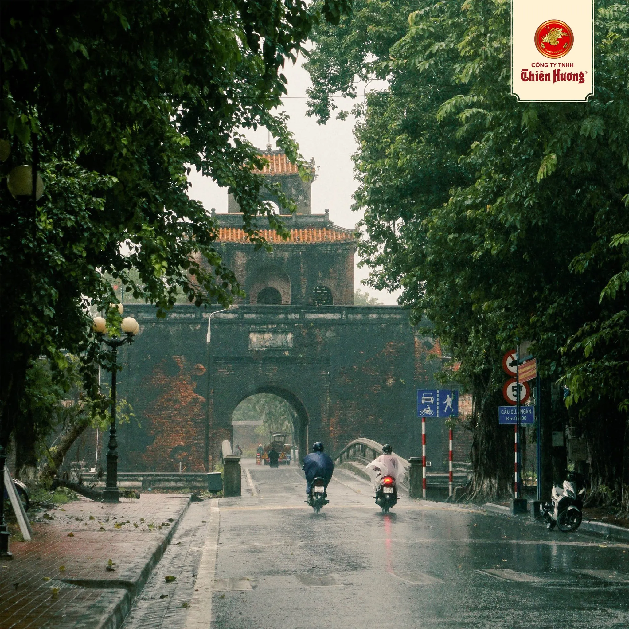Thiên Hương ra mắt Bộ sưu tập quà Tết 2024 với chủ đề "Sắc xuân Cố Đô"